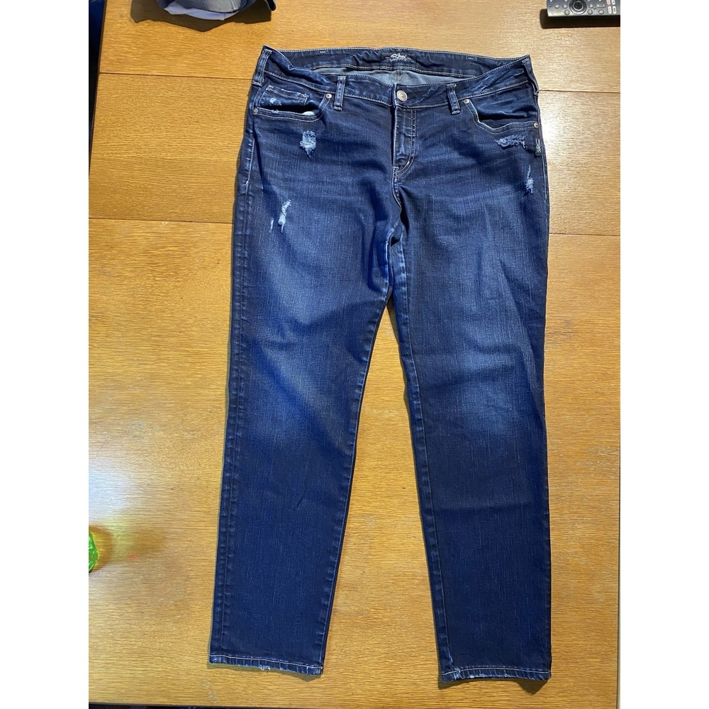 Silver Sam Women's Jeans 34x27 Actual 36x29 Straight Leg Distressed‎ Stretch